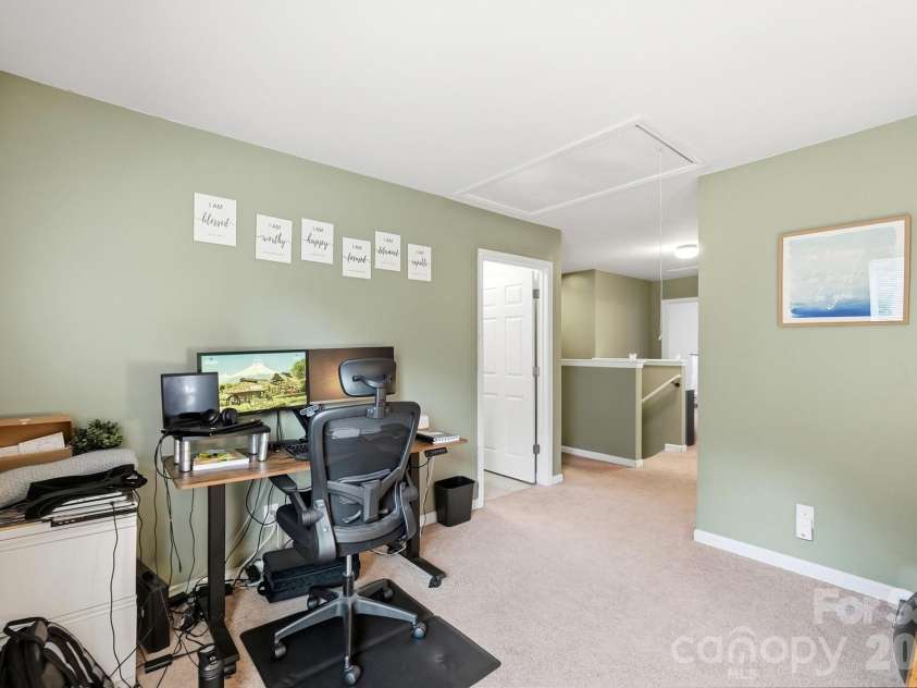 10216 Green Grass Road, Charlotte, NC 28227.  MLS# CAR4413520, YatesRealty ID 51074. 