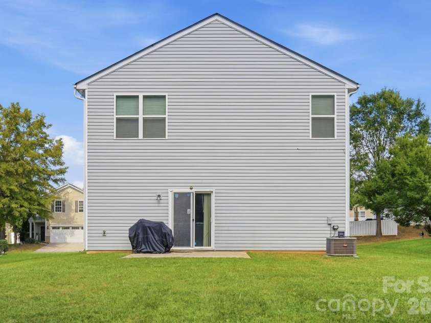 10216 Green Grass Road, Charlotte, NC 28227.  MLS# CAR4413520, YatesRealty ID 51074. 
