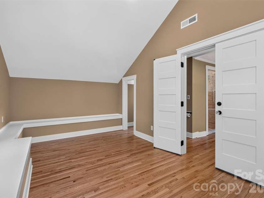 39 Main Street, Marshall, NC 28753.  MLS# CAR4422117, YatesRealty ID 51075. 