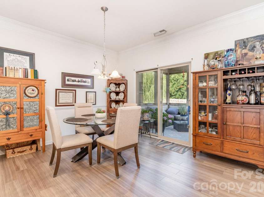 2010 Knocktree Drive, Indian Trail, NC 28079.  MLS# CAR4424411, YatesRealty ID 51076. 
