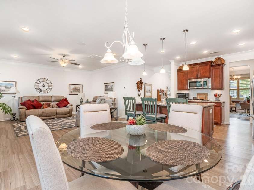 2010 Knocktree Drive, Indian Trail, NC 28079.  MLS# CAR4424411, YatesRealty ID 51076. 