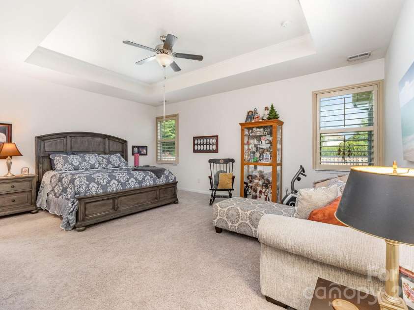 2010 Knocktree Drive, Indian Trail, NC 28079.  MLS# CAR4424411, YatesRealty ID 51076. 