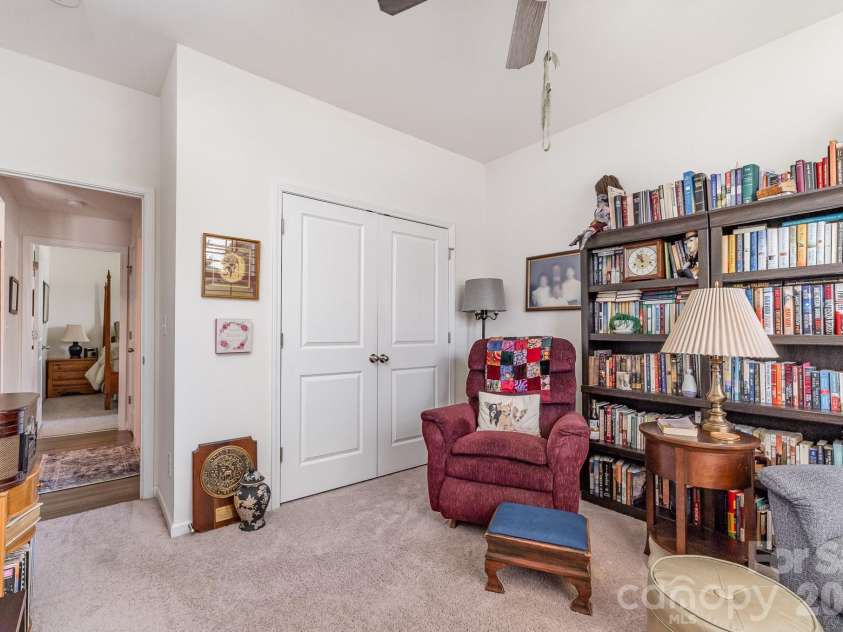 2010 Knocktree Drive, Indian Trail, NC 28079.  MLS# CAR4424411, YatesRealty ID 51076. 
