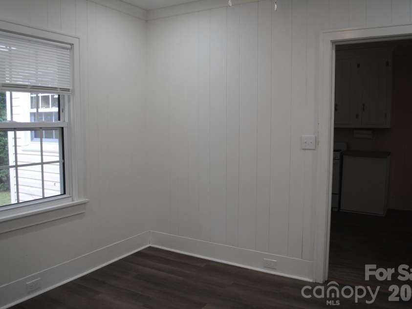 636 Statesville Boulevard, Salisbury, NC 28144.  MLS# CAR4423760, YatesRealty ID 51081. 