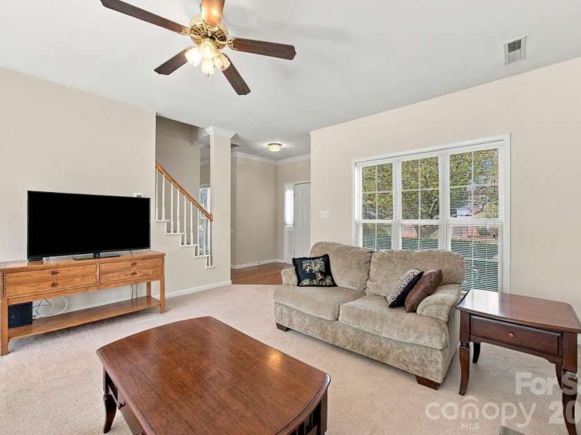 2807 Edgebrook Circle, Matthews, NC 28105.  MLS# CAR4424459, YatesRealty ID 51082. Great Natural Lighting, and Ceiling Fan