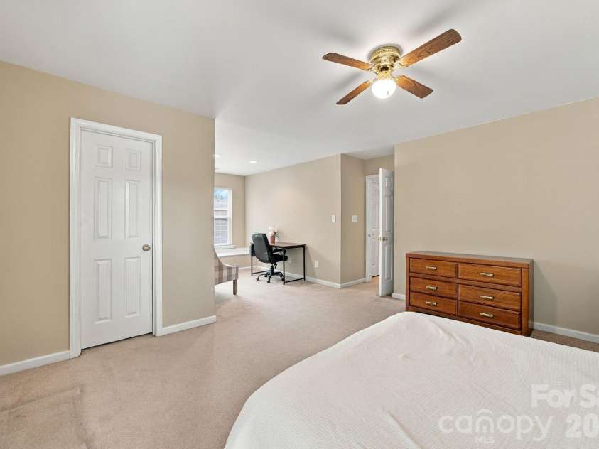 2807 Edgebrook Circle, Matthews, NC 28105.  MLS# CAR4424459, YatesRealty ID 51082. Measures 14'4 x 13'5