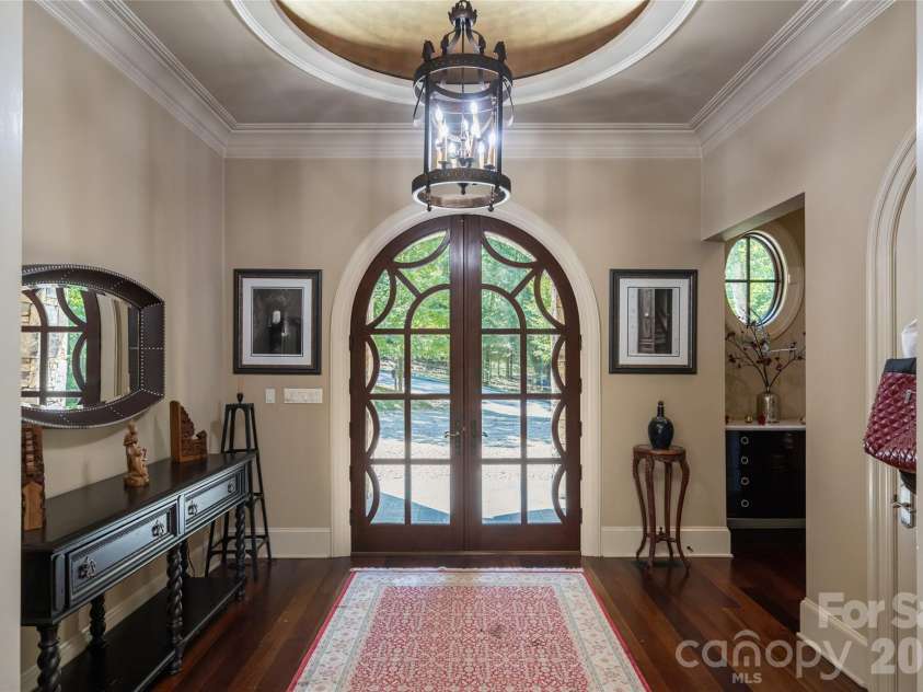204 Secluded Hills Lane, Arden, NC 28704.  MLS# CAR4423325, YatesRealty ID 51088. 