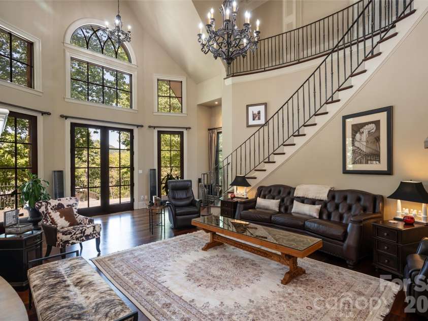 204 Secluded Hills Lane, Arden, NC 28704.  MLS# CAR4423325, YatesRealty ID 51088. 