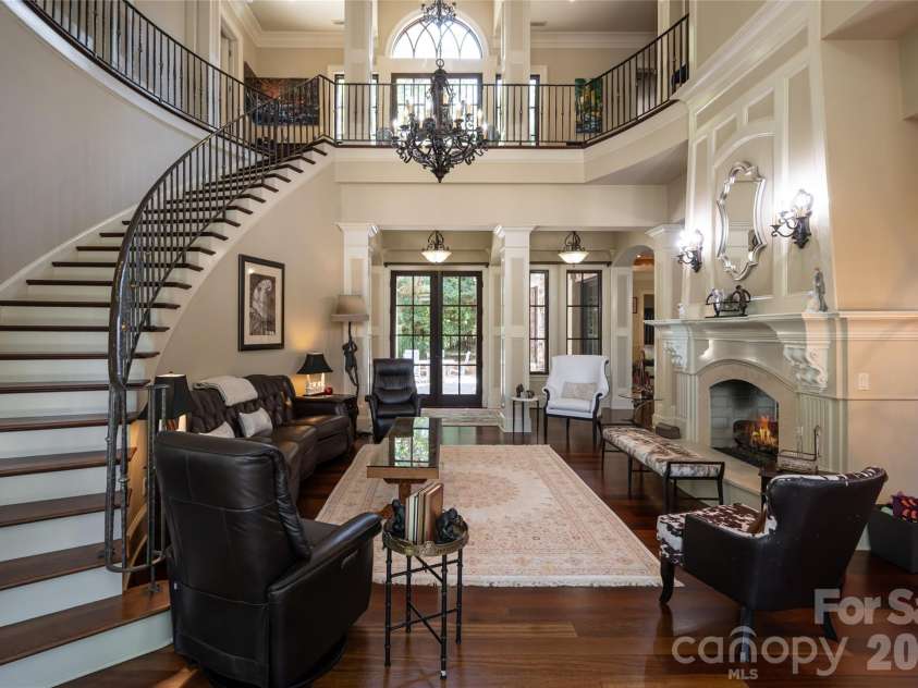 204 Secluded Hills Lane, Arden, NC 28704.  MLS# CAR4423325, YatesRealty ID 51088. 