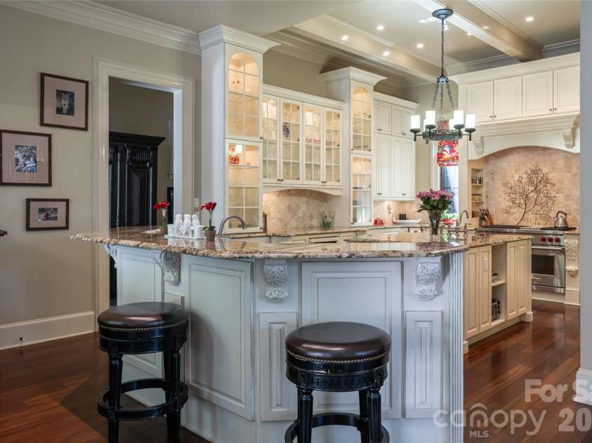 204 Secluded Hills Lane, Arden, NC 28704.  MLS# CAR4423325, YatesRealty ID 51088. 