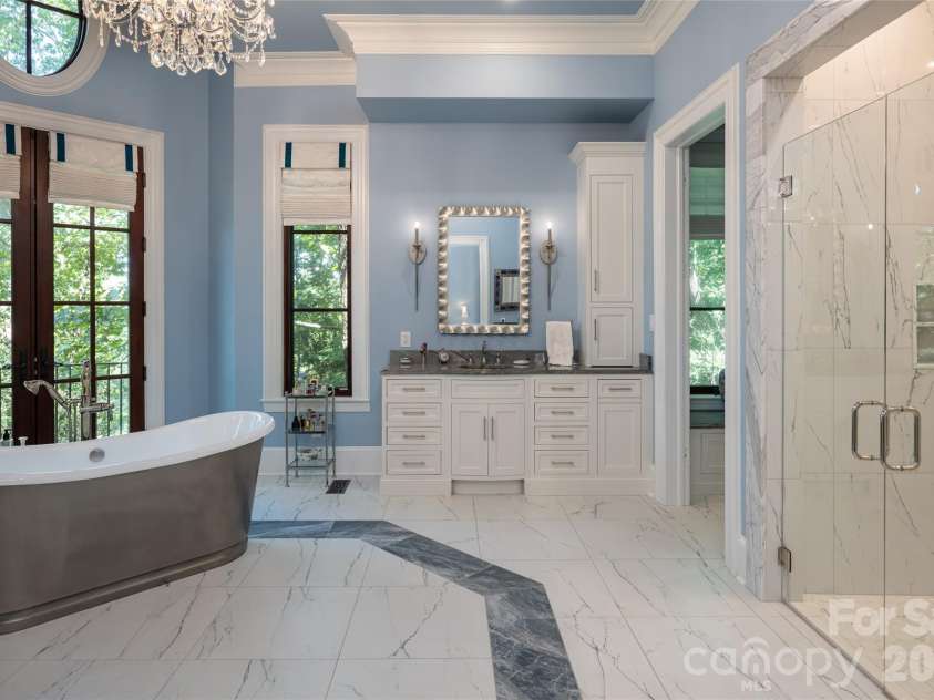 204 Secluded Hills Lane, Arden, NC 28704.  MLS# CAR4423325, YatesRealty ID 51088. 