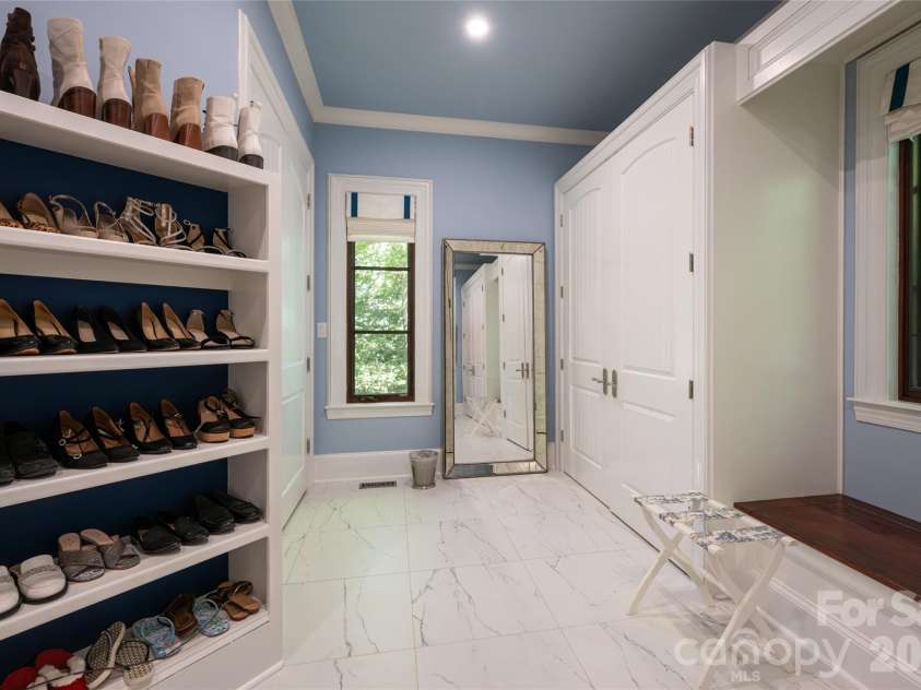 204 Secluded Hills Lane, Arden, NC 28704.  MLS# CAR4423325, YatesRealty ID 51088. 
