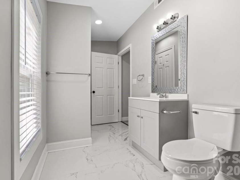 207 Fairdale Street, Kings Mountain, NC 28086.  MLS# CAR4350366, YatesRealty ID 5109. 