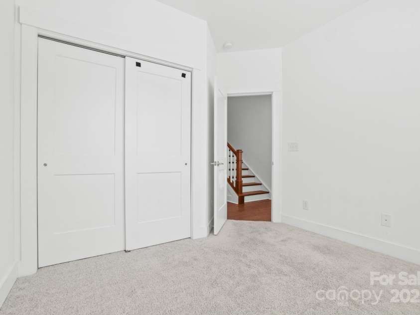 5005 Sovereignty Court, Charlotte, NC 28205.  MLS# CAR4245418, YatesRealty ID 5109. 