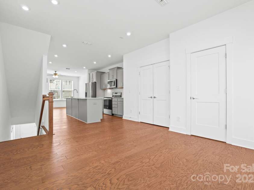 5005 Sovereignty Court, Charlotte, NC 28205.  MLS# CAR4245418, YatesRealty ID 5109. 