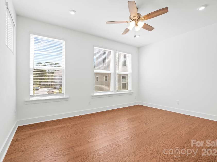 5005 Sovereignty Court, Charlotte, NC 28205.  MLS# CAR4245418, YatesRealty ID 5109. 