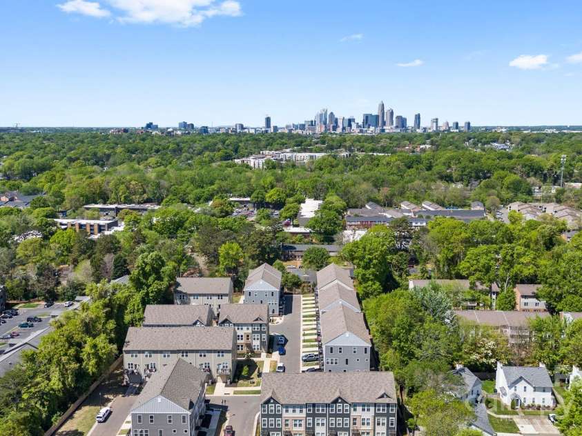 5005 Sovereignty Court, Charlotte, NC 28205.  MLS# CAR4245418, YatesRealty ID 5109. 