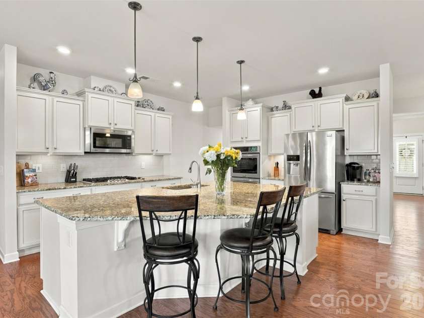 1278 Bryson Gap Drive, Fort Mill, SC 29715.  MLS# CAR4421847, YatesRealty ID 51091. 