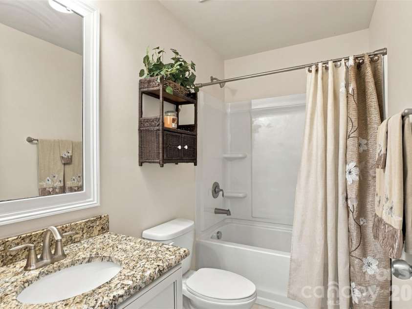 1278 Bryson Gap Drive, Fort Mill, SC 29715.  MLS# CAR4421847, YatesRealty ID 51091. 