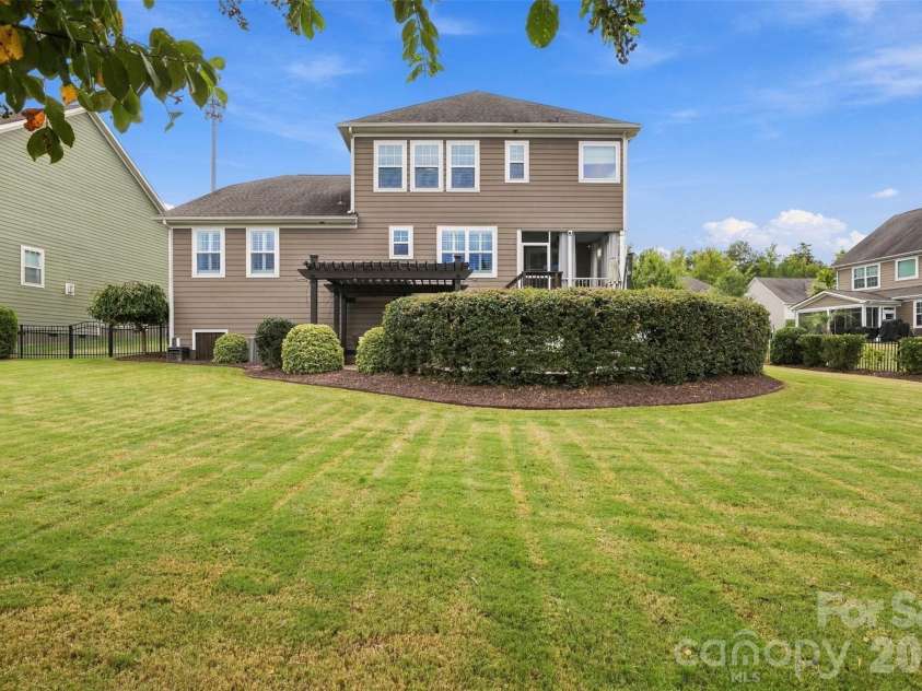 1278 Bryson Gap Drive, Fort Mill, SC 29715.  MLS# CAR4421847, YatesRealty ID 51091. 