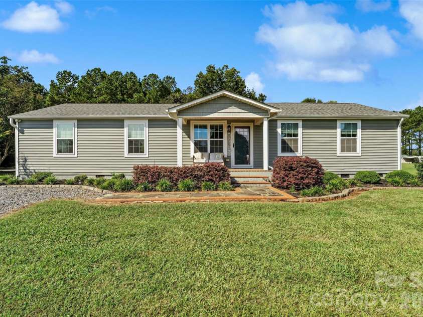 8185 Park Place Road, York, SC 29745.  MLS# CAR4425184, YatesRealty ID 51092. 