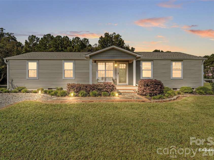 8185 Park Place Road, York, SC 29745.  MLS# CAR4425184, YatesRealty ID 51092. 