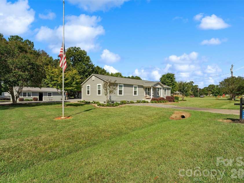 8185 Park Place Road, York, SC 29745.  MLS# CAR4425184, YatesRealty ID 51092. 