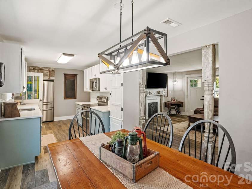8185 Park Place Road, York, SC 29745.  MLS# CAR4425184, YatesRealty ID 51092. 