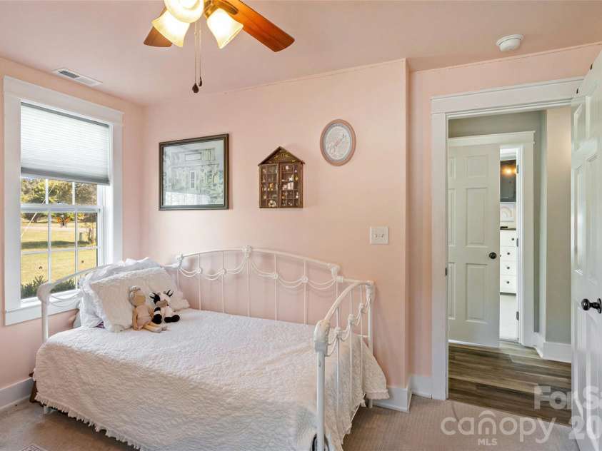 8185 Park Place Road, York, SC 29745.  MLS# CAR4425184, YatesRealty ID 51092. 