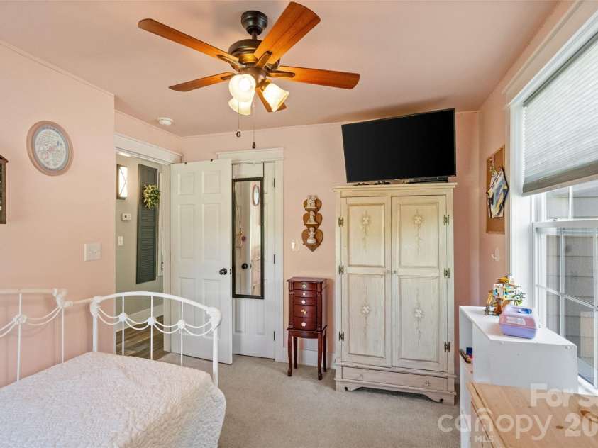 8185 Park Place Road, York, SC 29745.  MLS# CAR4425184, YatesRealty ID 51092. 