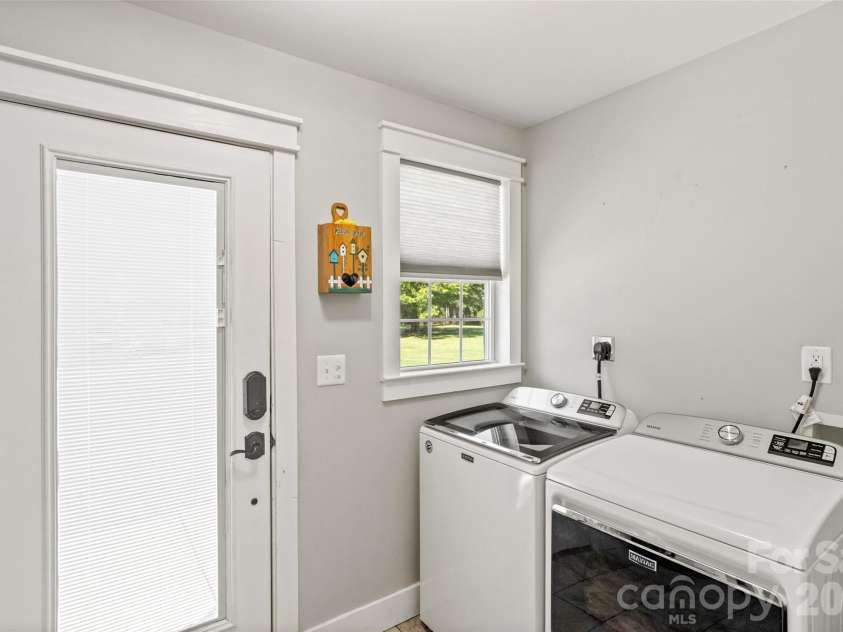8185 Park Place Road, York, SC 29745.  MLS# CAR4425184, YatesRealty ID 51092. 