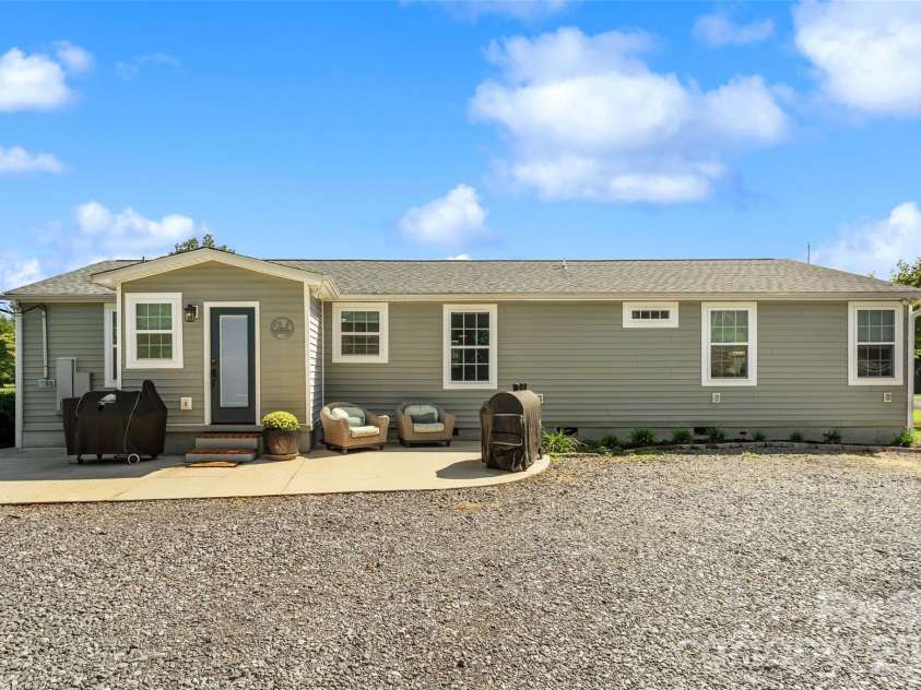8185 Park Place Road, York, SC 29745.  MLS# CAR4425184, YatesRealty ID 51092. 