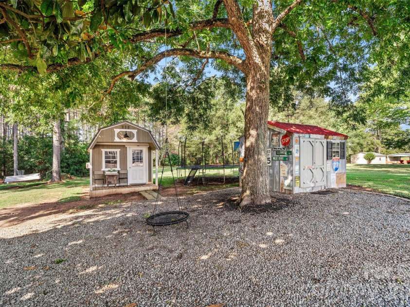 8185 Park Place Road, York, SC 29745.  MLS# CAR4425184, YatesRealty ID 51092. 