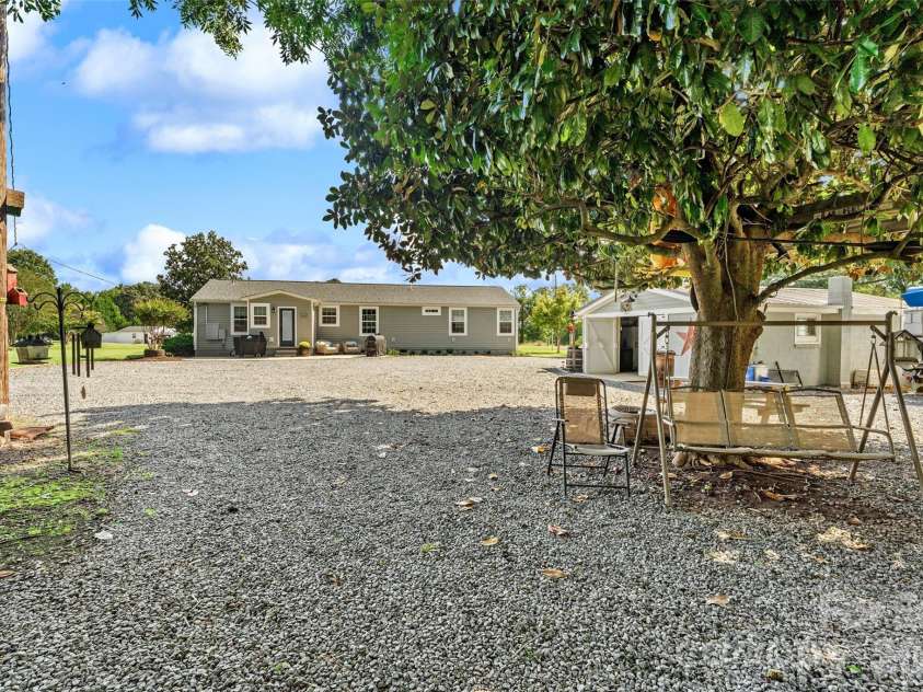 8185 Park Place Road, York, SC 29745.  MLS# CAR4425184, YatesRealty ID 51092. 