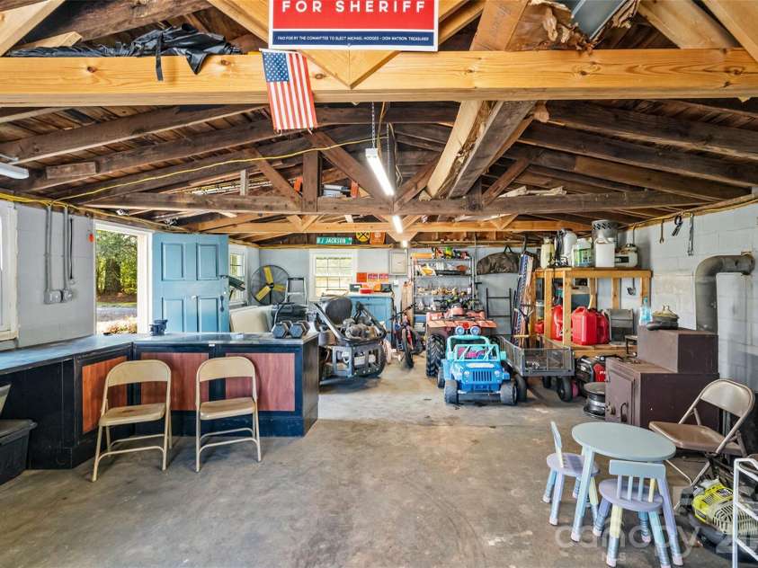 8185 Park Place Road, York, SC 29745.  MLS# CAR4425184, YatesRealty ID 51092. 