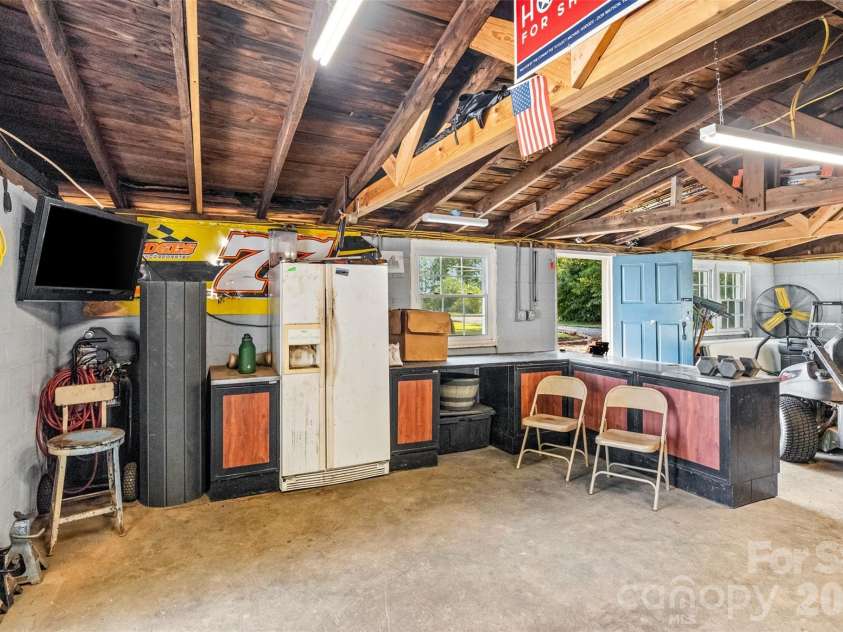 8185 Park Place Road, York, SC 29745.  MLS# CAR4425184, YatesRealty ID 51092. 