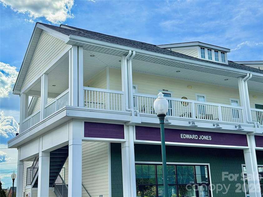 111 White Street, Morganton, NC 28655.  MLS# CAR4425079, YatesRealty ID 51094. 