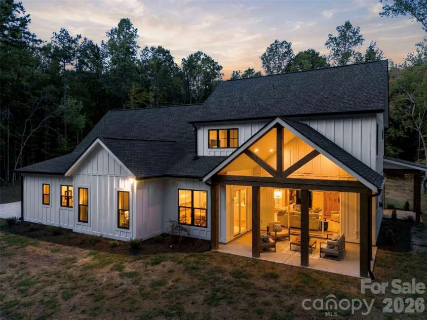 3515 Capricorn Road, Lancaster, SC 29720.  MLS# CAR4424668, YatesRealty ID 51098. 