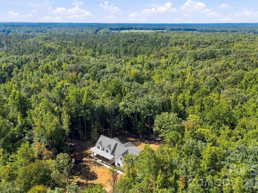 3515 Capricorn Road, Lancaster, SC 29720.  MLS# CAR4424668, YatesRealty ID 51098. 