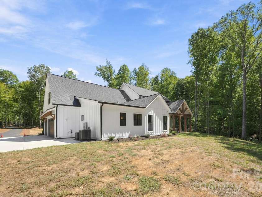 3515 Capricorn Road, Lancaster, SC 29720.  MLS# CAR4424668, YatesRealty ID 51098. Back yard.