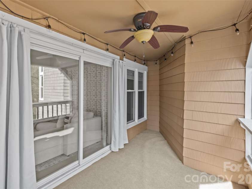 413 8th Street, Charlotte, NC 28202.  MLS# CAR4353958, YatesRealty ID 5110. 