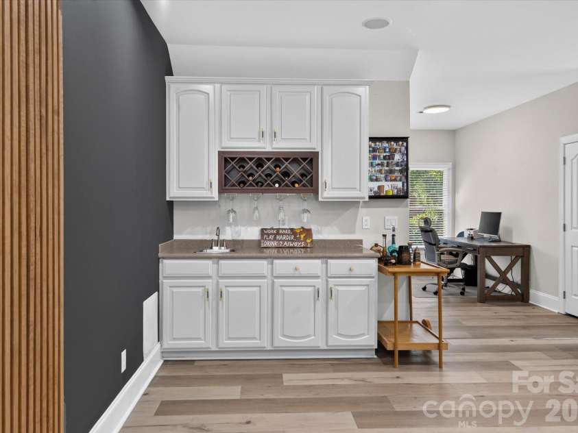6605 Saunton Court, Charlotte, NC 28277.  MLS# CAR4414421, YatesRealty ID 51100. 