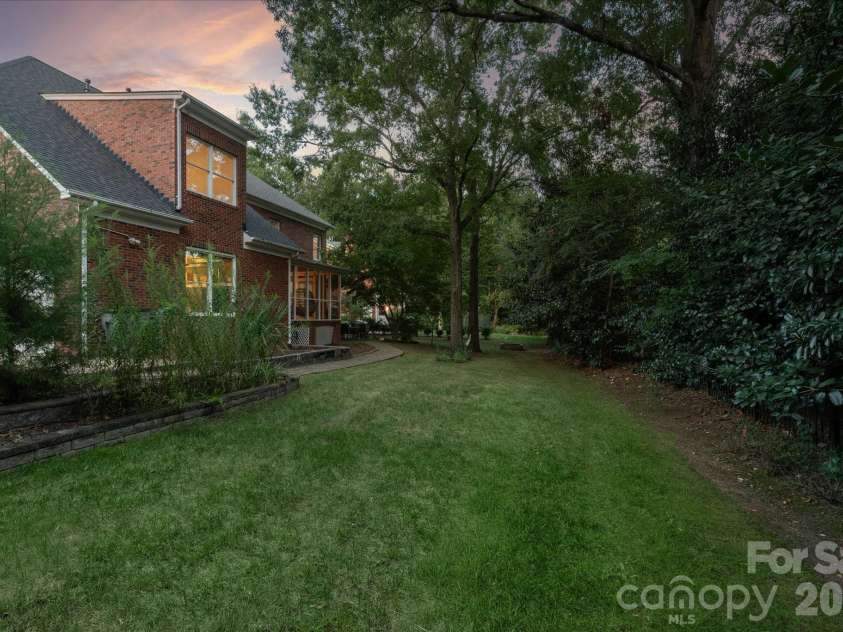 6605 Saunton Court, Charlotte, NC 28277.  MLS# CAR4414421, YatesRealty ID 51100. 