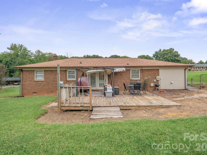 1782 Cameron Road, Lincolnton, NC 28092.  MLS# CAR4425083, YatesRealty ID 51101. 