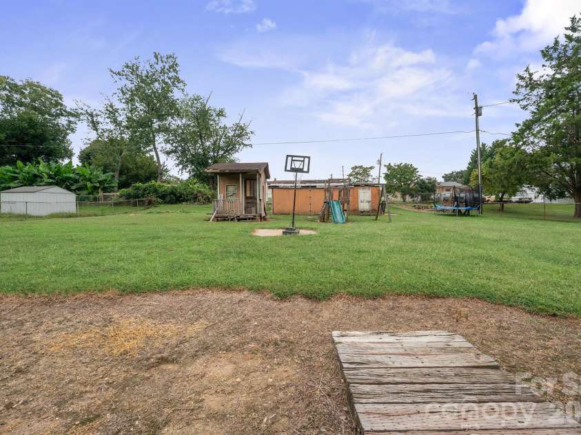 1782 Cameron Road, Lincolnton, NC 28092.  MLS# CAR4425083, YatesRealty ID 51101. 