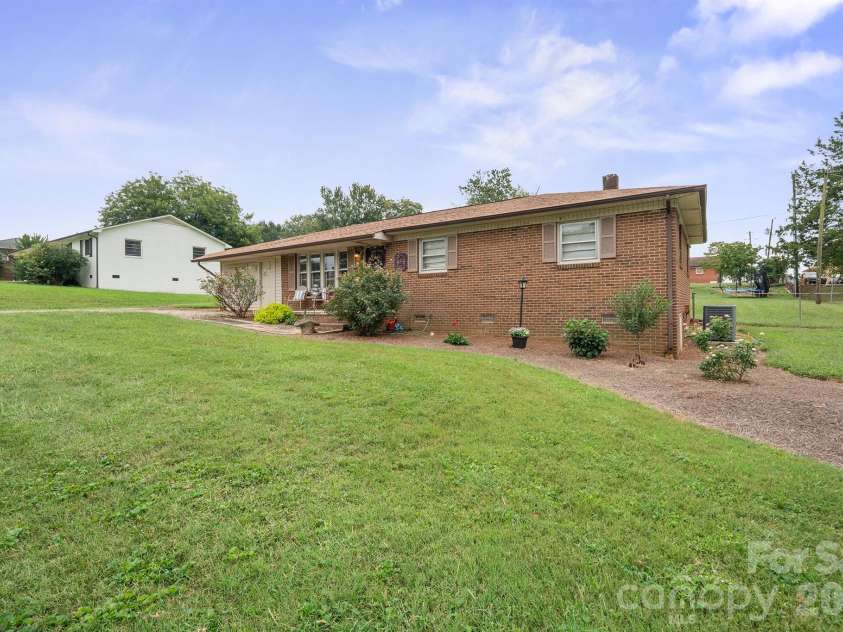 1782 Cameron Road, Lincolnton, NC 28092.  MLS# CAR4425083, YatesRealty ID 51101. 