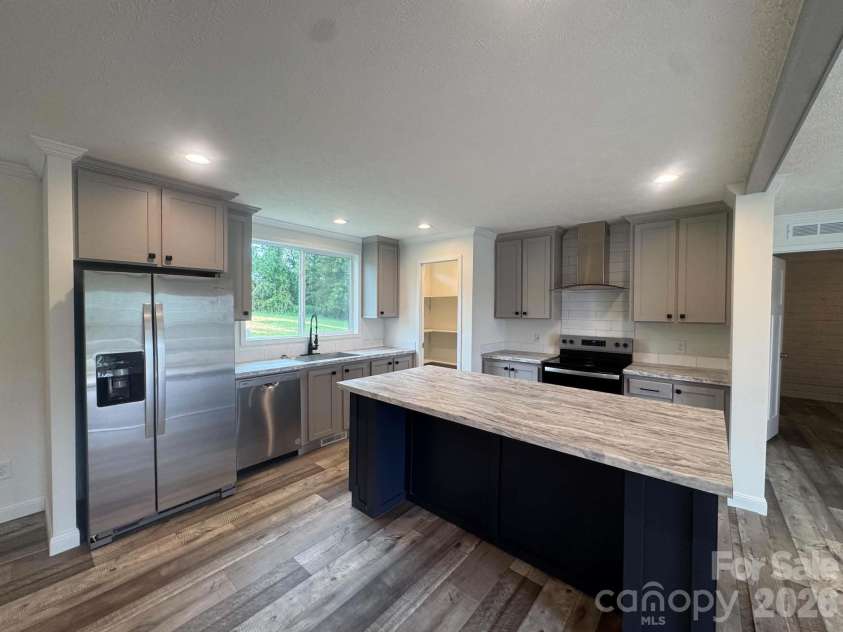239 Southard Road, Elkin, NC 28621.  MLS# CAR4425338, YatesRealty ID 51102. 