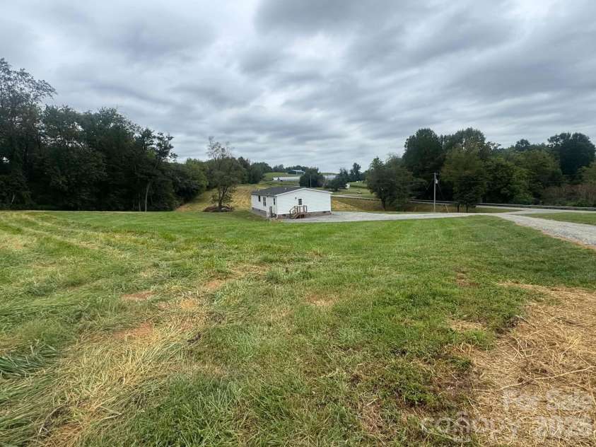 239 Southard Road, Elkin, NC 28621.  MLS# CAR4425338, YatesRealty ID 51102. 