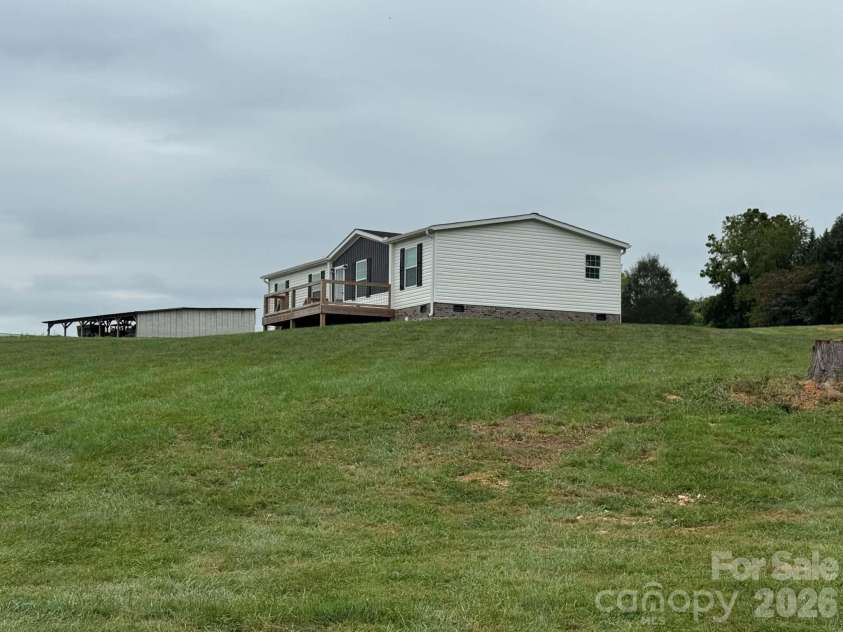 239 Southard Road, Elkin, NC 28621.  MLS# CAR4425338, YatesRealty ID 51102. 