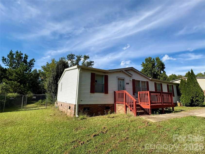5928 Lewis Road, Gastonia, NC 28052.  MLS# CAR4424246, YatesRealty ID 51103. 